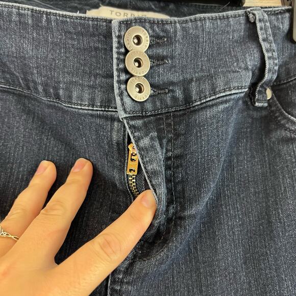 Torrid Dark Wash First At Fit Skinny Jeans Size 22 Tall - Picture 5 of 7